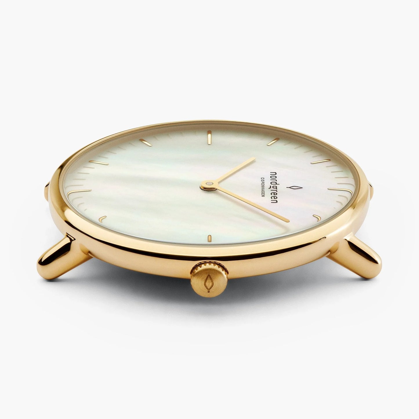 Native Gold and Mother Of Pearl | 32mm