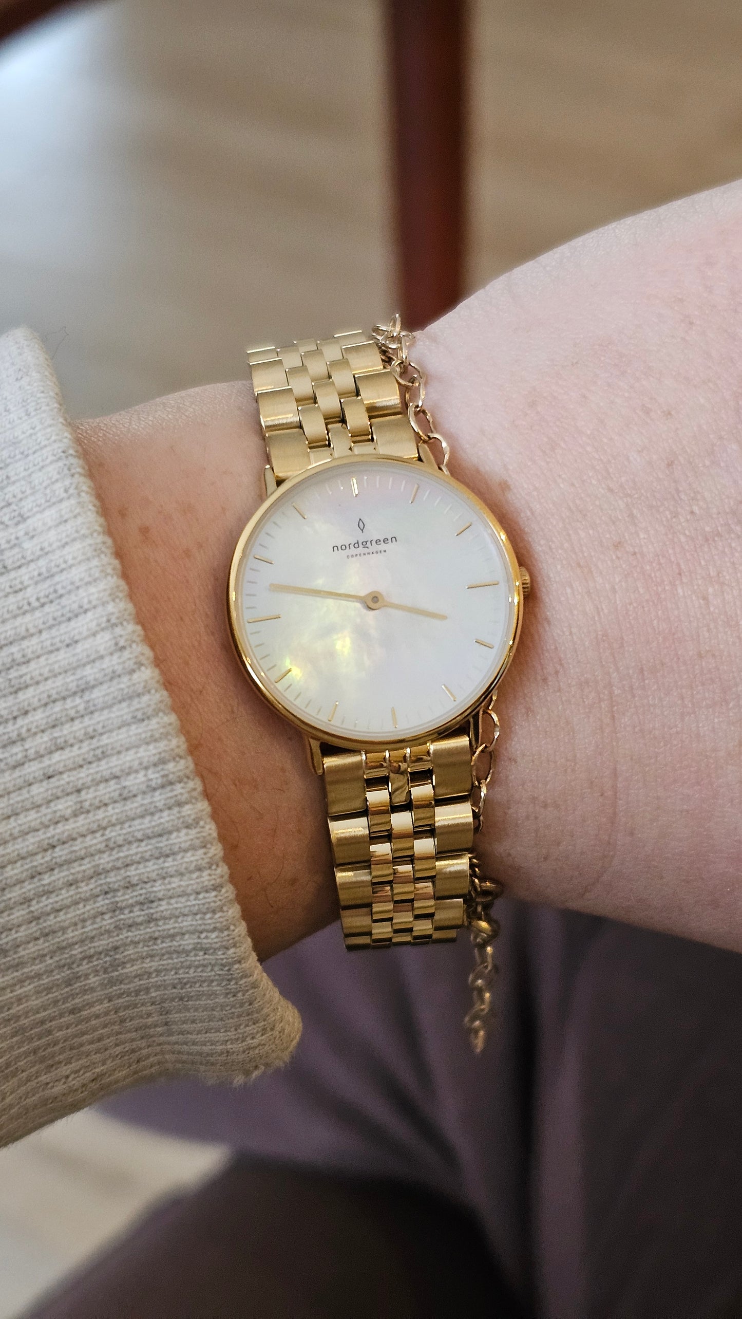 Native Gold and Mother Of Pearl | 32mm