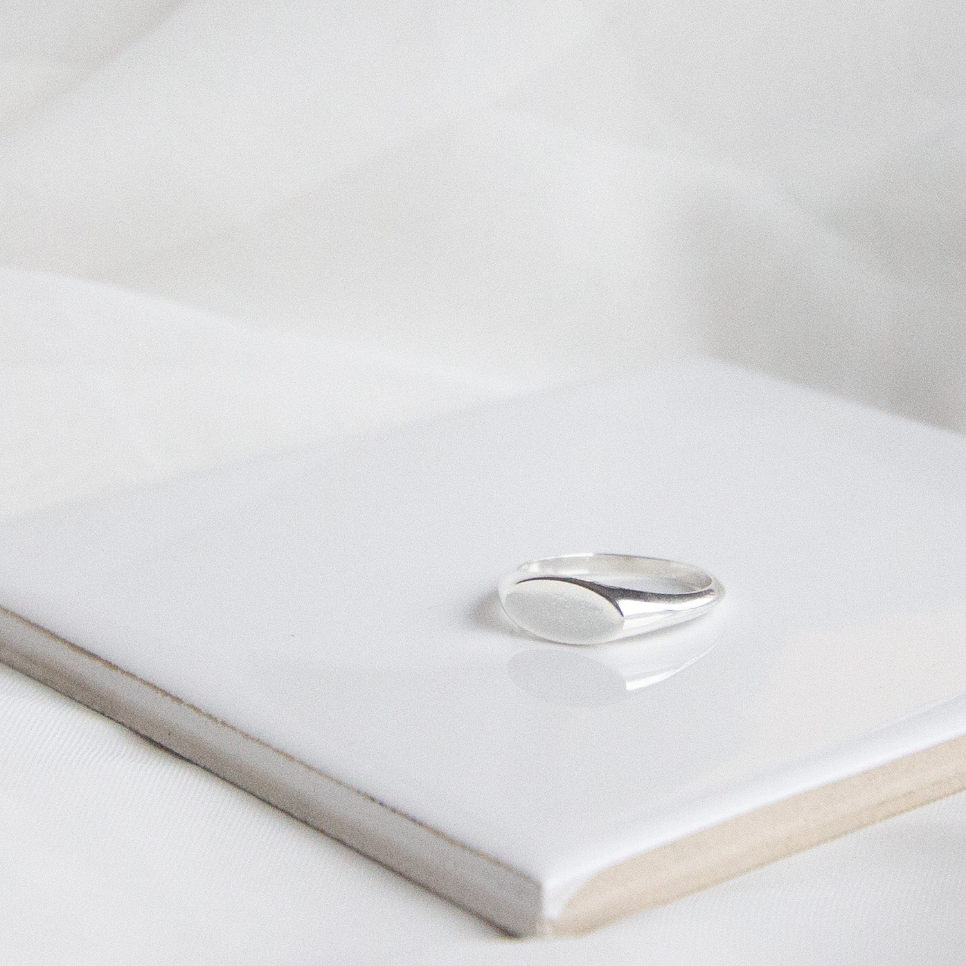 Slim Oval Signet
