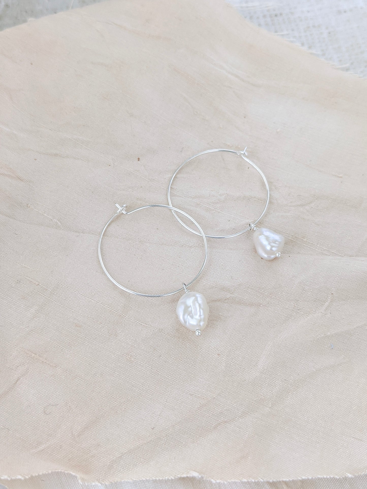 Poppy Pearl Hoops