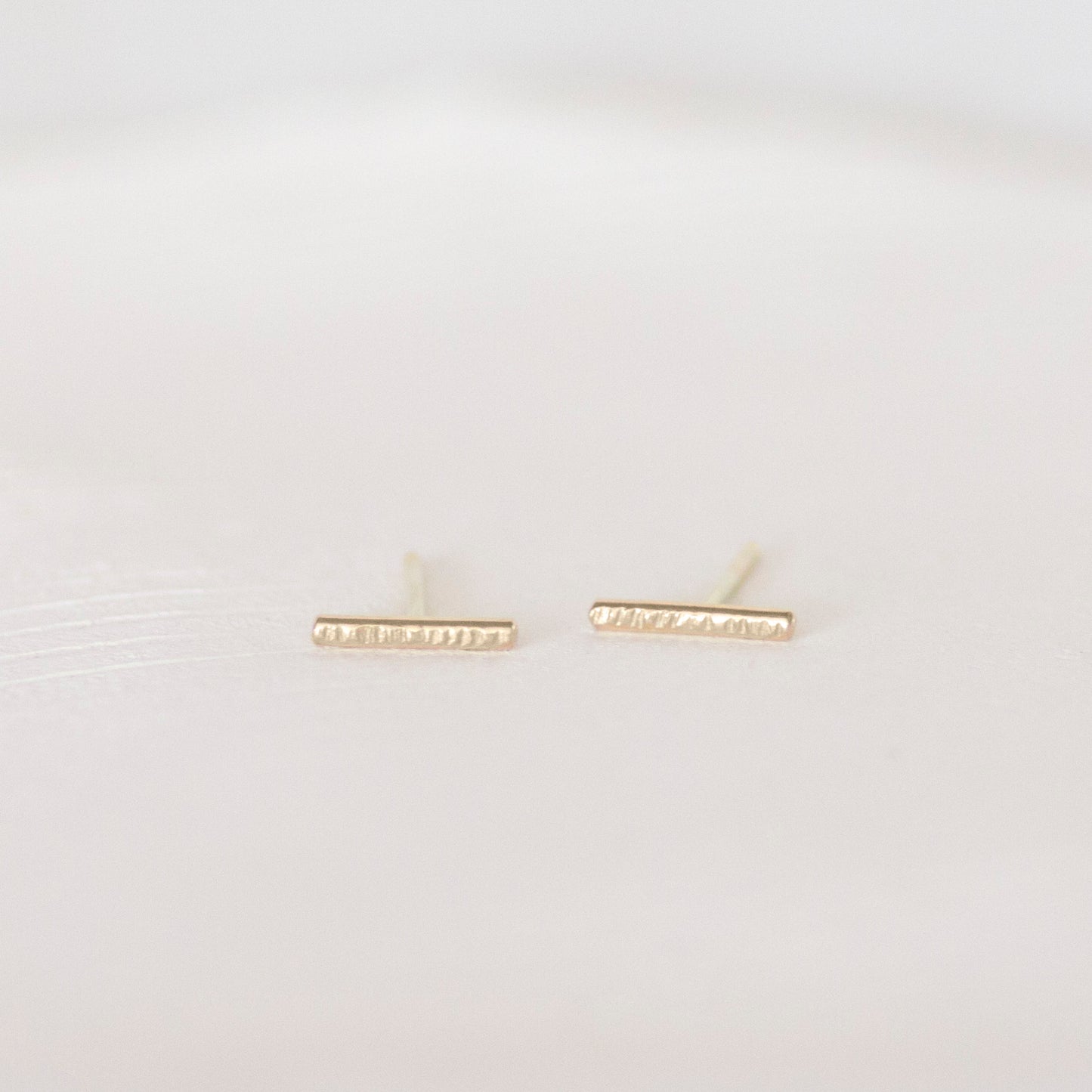 Linear Bar Studs