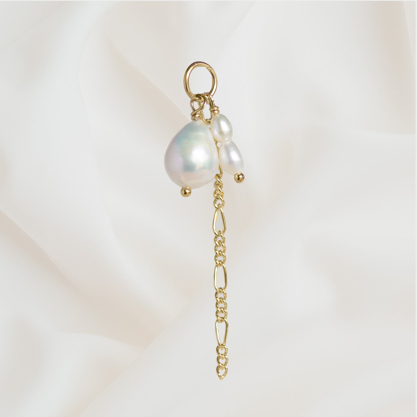 'Isla' Pearl Charm