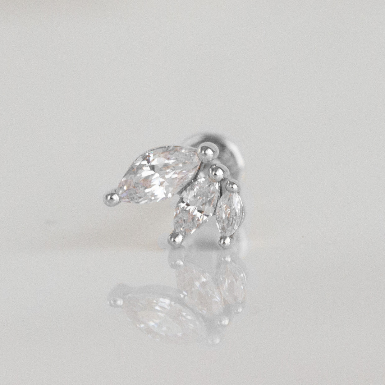 Mira stud | Silver