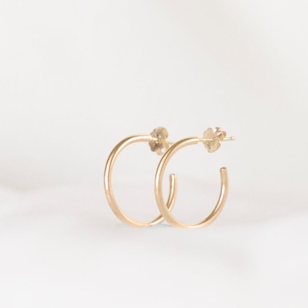 Small Classic Hoops